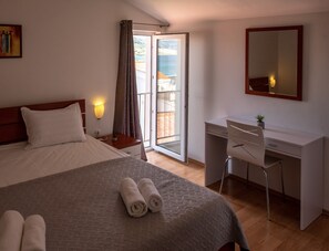 2 bedrooms, iron/ironing board, internet, bed sheets - Apartman Tea 4 person (Pag)