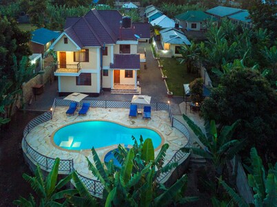 Apartment 2bedrooms furnished, in a 3 apartments house, 10min from Arusha Center