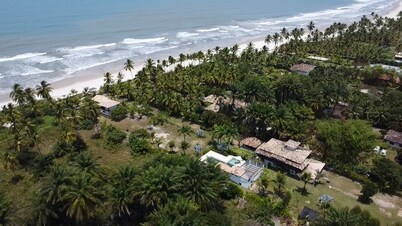 Foot in the sand and swimming pool, 05 suites <br>km 25 Ilheus Itacaré 