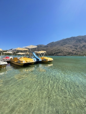 Beach nearby, sun loungers