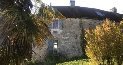 Maison de Maitre +petite maison Perigourdine for 12 people in the causse