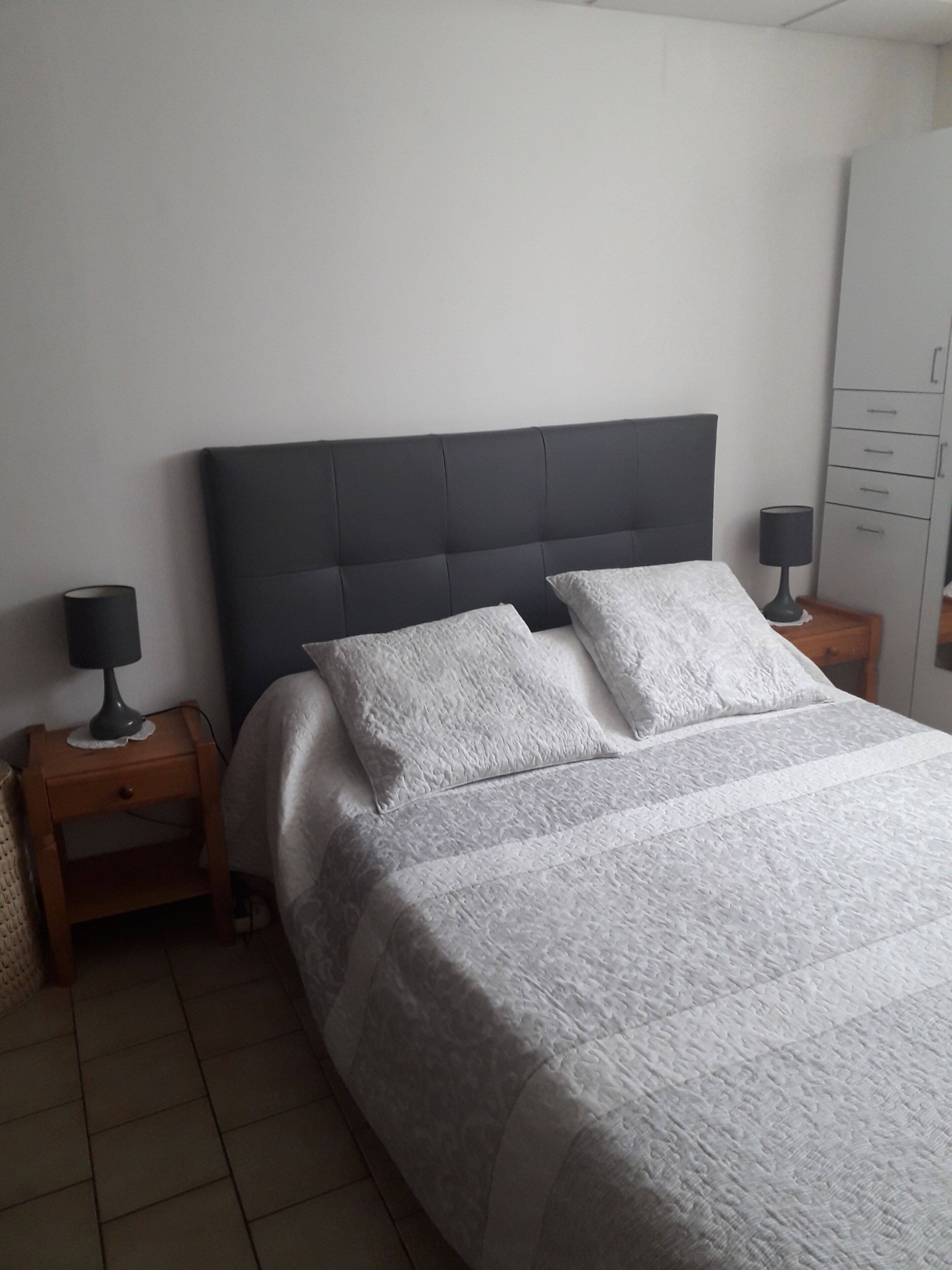 location st jean d'angely 17400