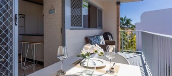 Neat & Tidy unit, centrally located in the heart of Cotton Tree.