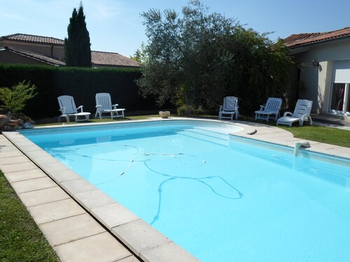 Villa 8 couchages avec piscine privée proche de la rivière et du Perigord