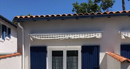 Detached detached house in a quiet Saint Palais sur Mer near the beach and shops