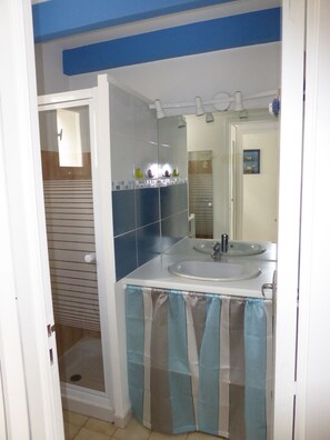Dusche, Haartrockner