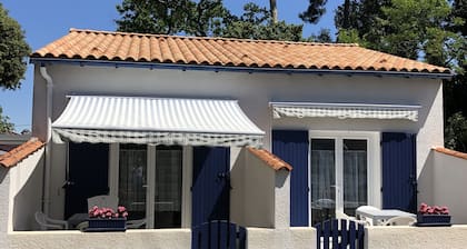 Detached detached house in a quiet Saint Palais sur Mer near the beach and shops