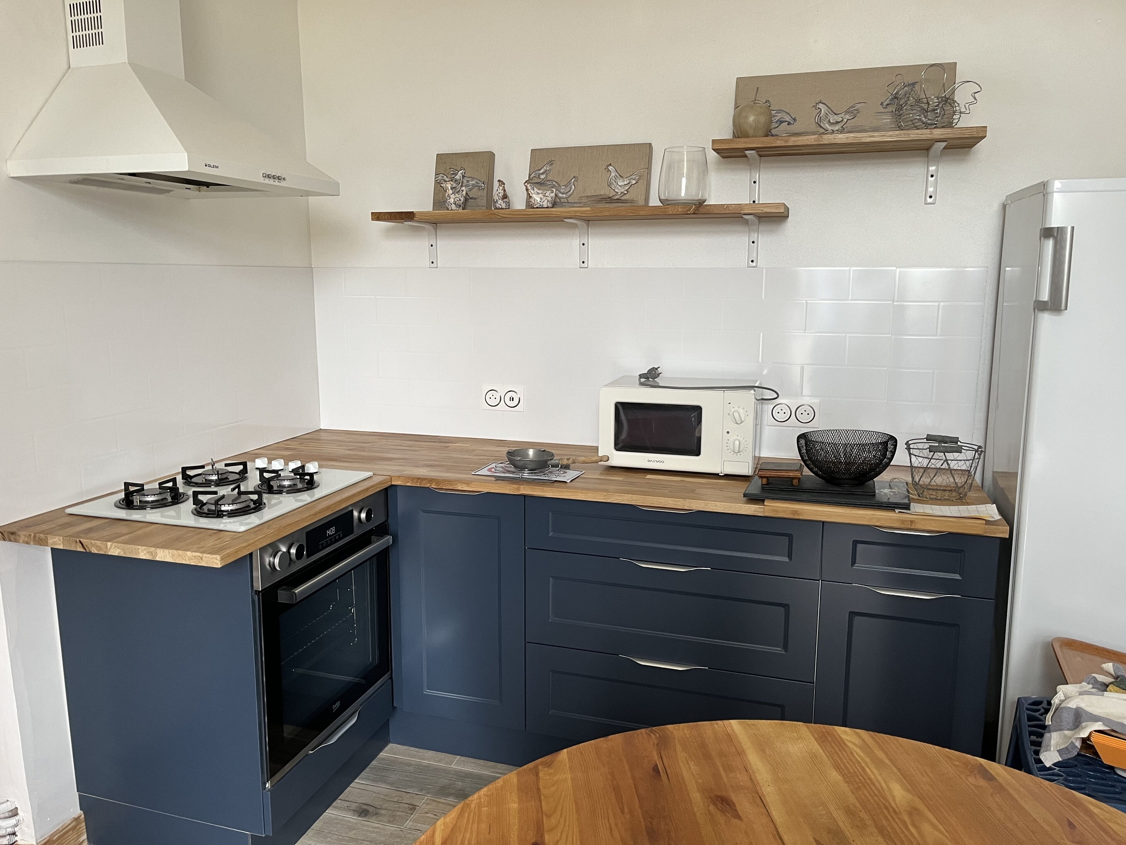 120km from Paris to the countryside, (Le Perche en Eure et loir). Heated swimming pool. 