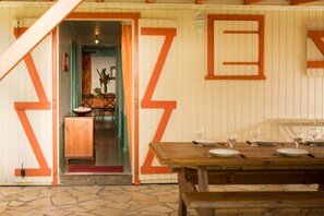 Dining - Holiday house with pool in a tropical garden, beach at walking distance (Pointe Noire)