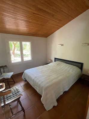 4 Schlafzimmer, Bügeleisen/Bügelbrett, Reisekinderbett, kostenloses WLAN