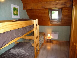 3 Schlafzimmer, Bügeleisen/Bügelbrett, Reisekinderbett