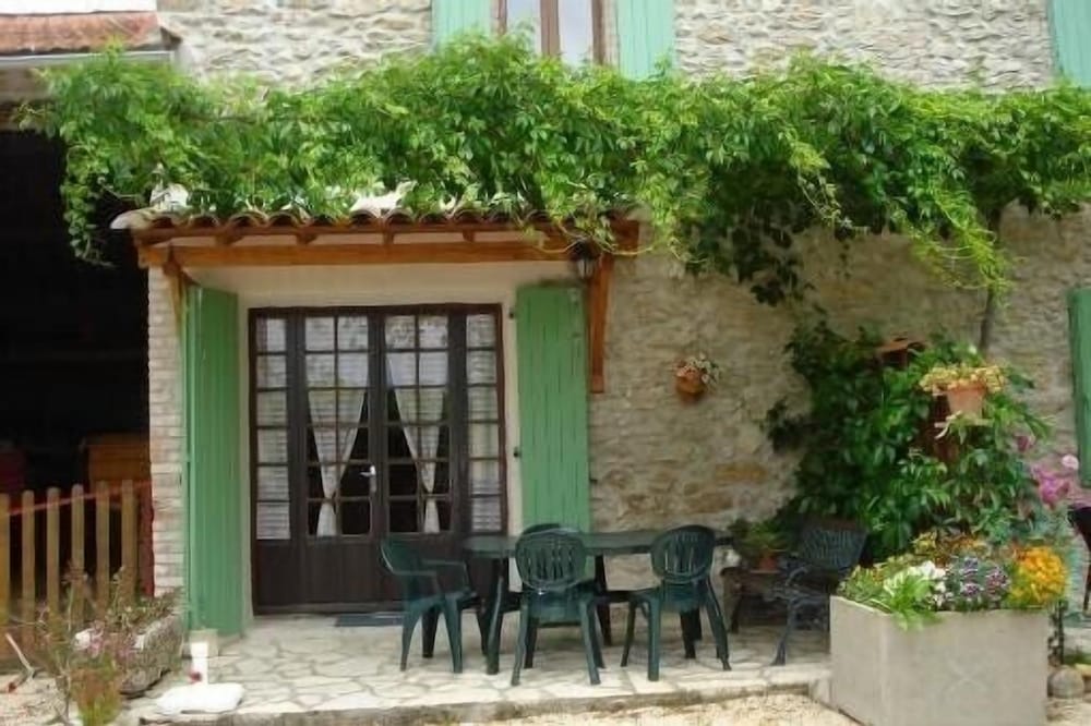 Gite in an old silk house