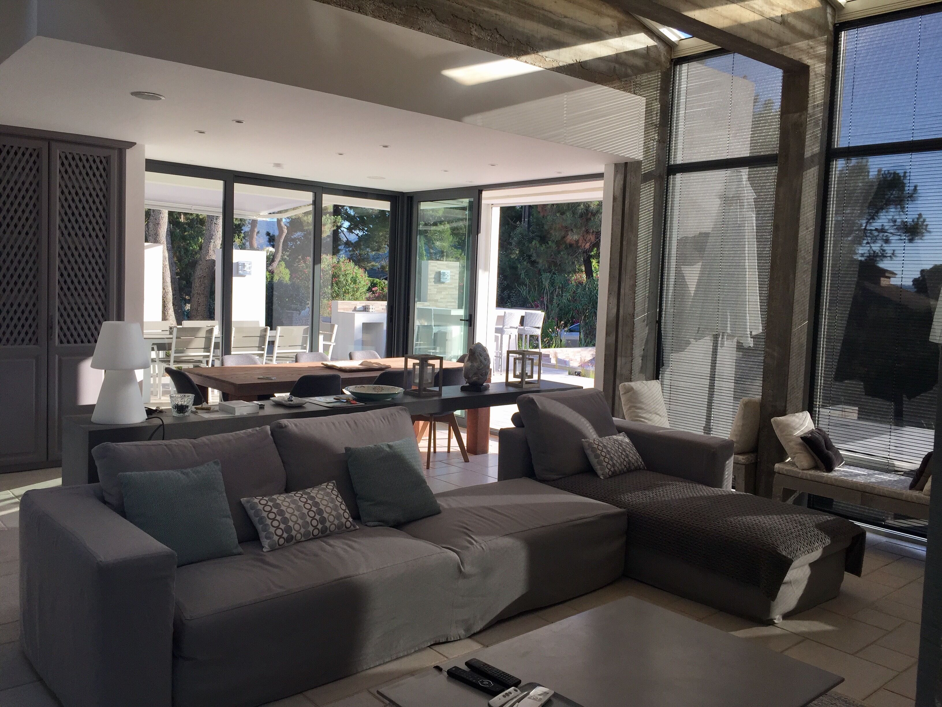 テレビ、ステレオ