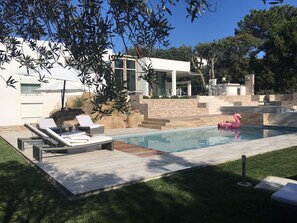 Outdoor pool, a heated pool