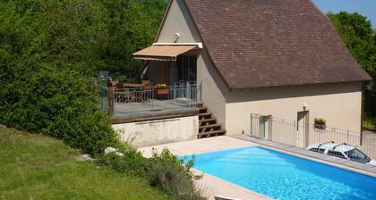 Quiet gite in one of the most beautiful villages of France, with pool