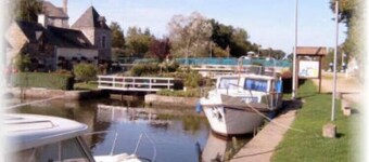 Ancien manoir proprieté calme. la cour est au sud  