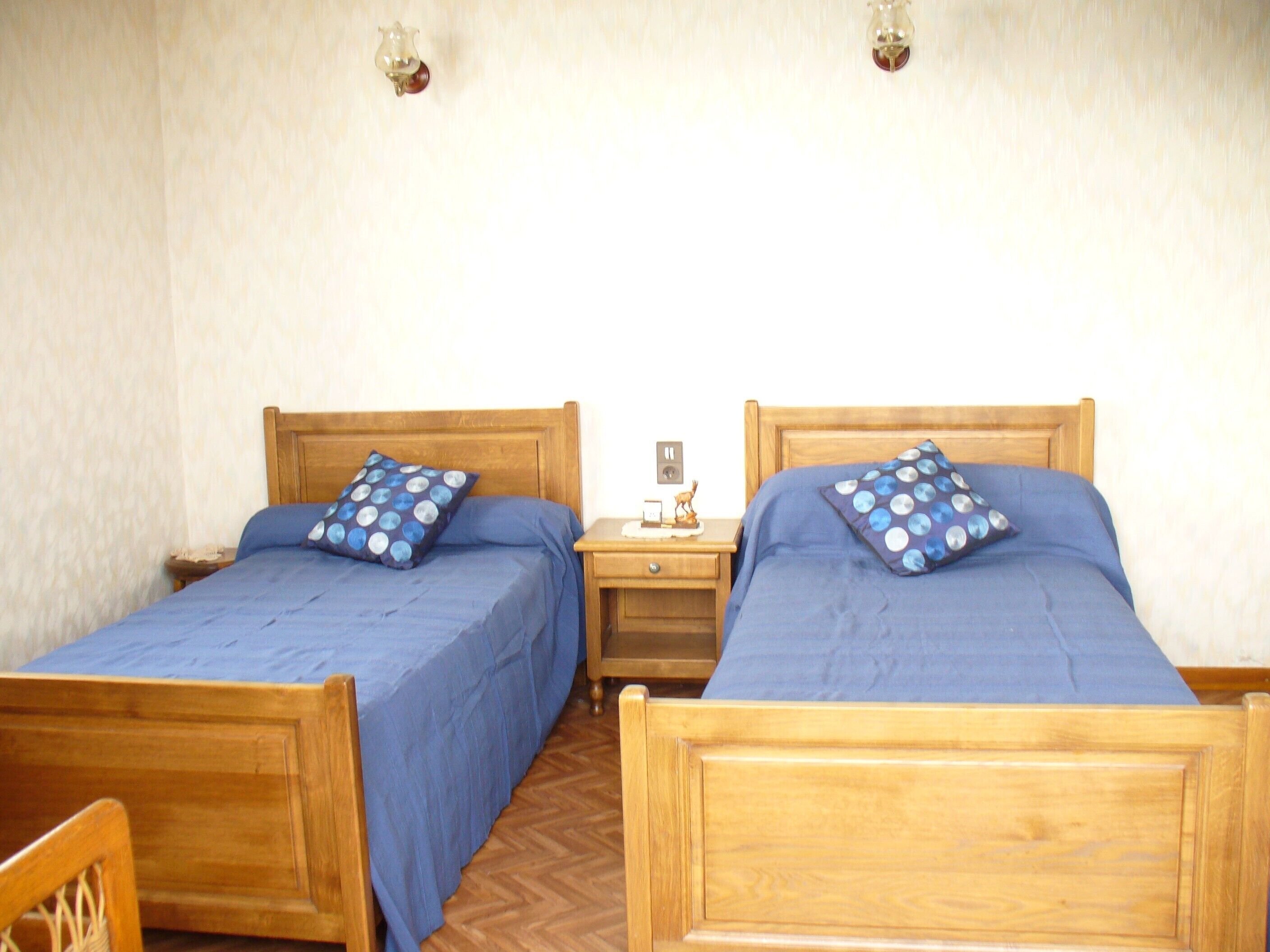 Gite in the countryside, 984 feet away from the village, quiet, clear view