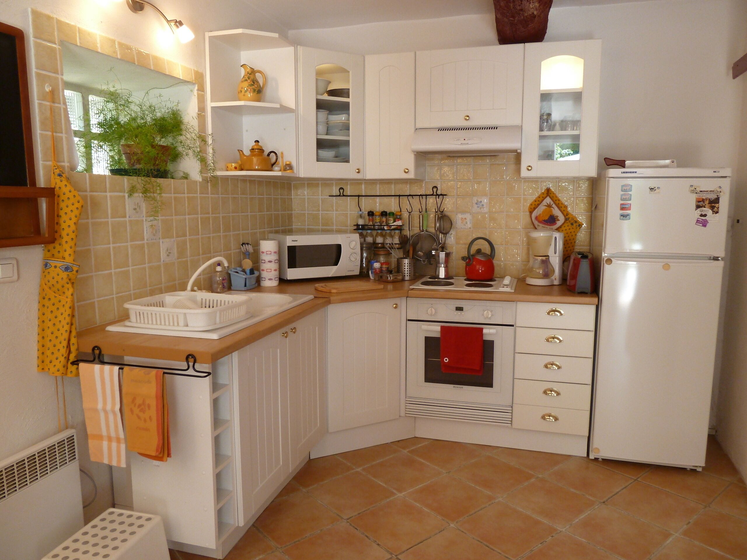 Charming village cottage renovated with taste at the heart of the Vaucluse