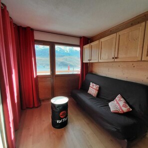 Televisión y reproductor de DVD 