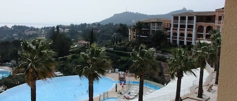 室外泳池、暖水池