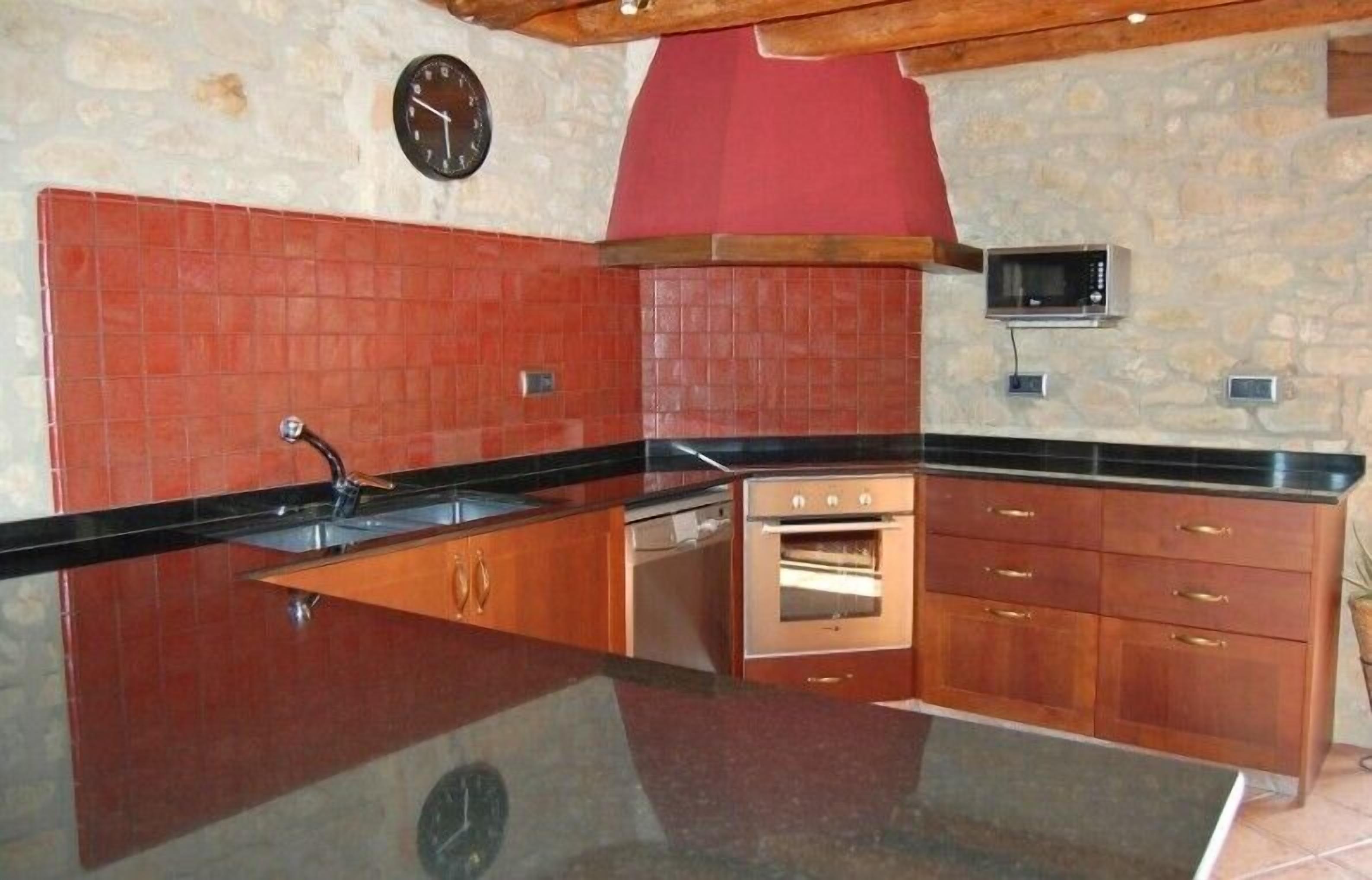 Extraordinary spacious and luxurious limestone house with all facilities