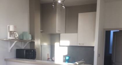 Apartment located 200 m from the beach