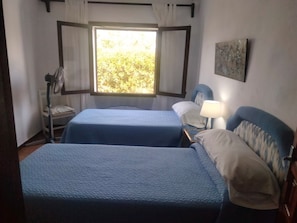 3 Schlafzimmer, Zimmersafe, Bügeleisen/Bügelbrett, WLAN