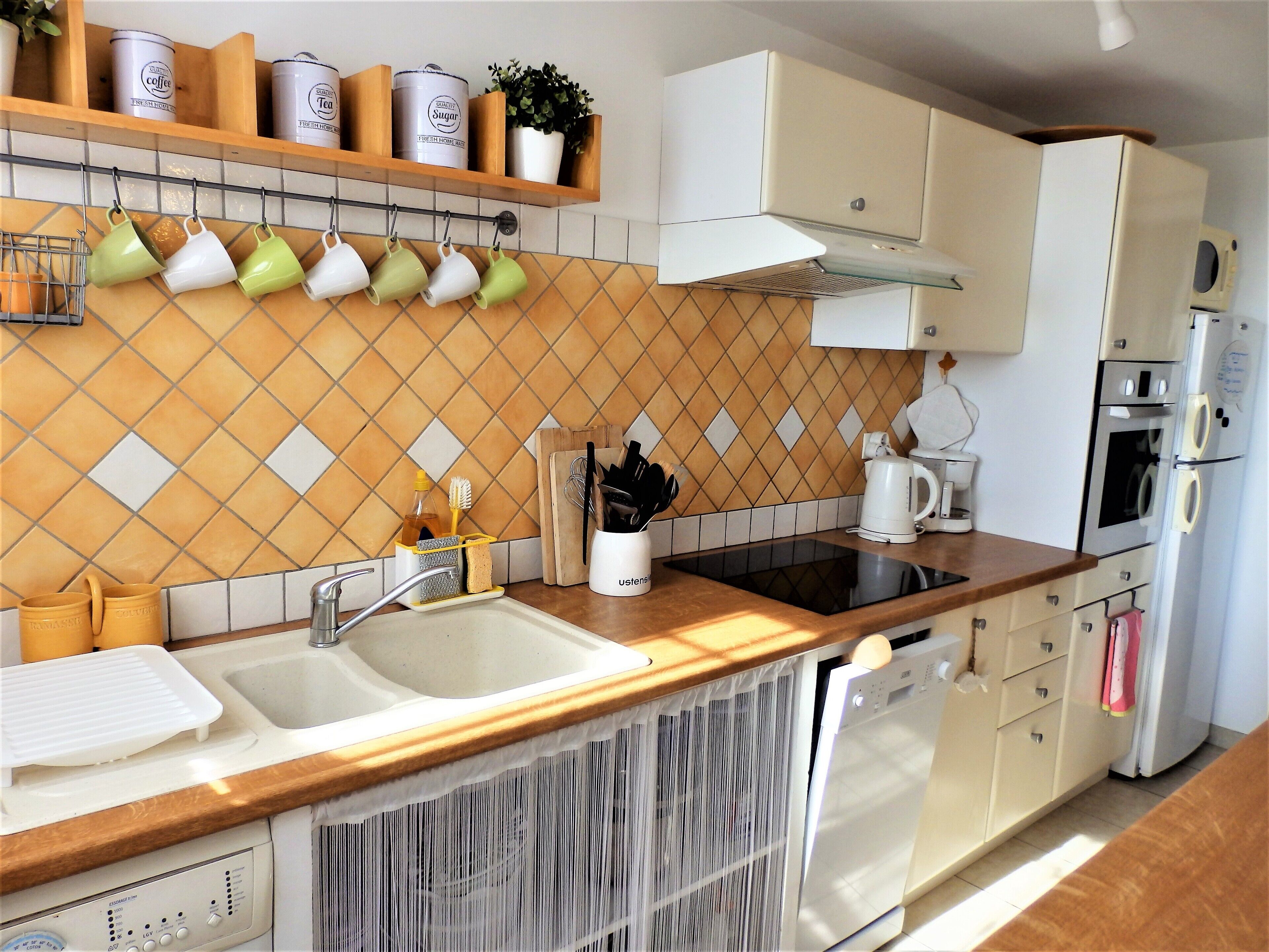 Bottom sea view villa