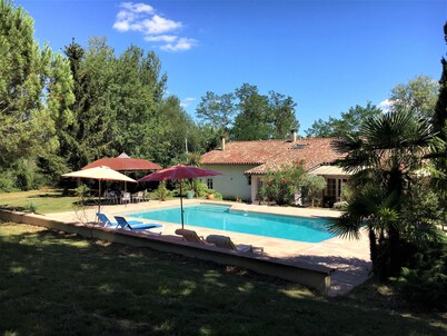 Charmingly converted barn with pool in the Garonne Valley in a 2acre garden