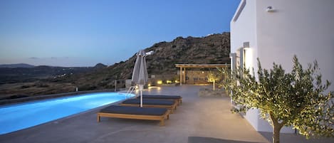 Piscine extérieure