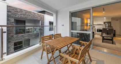 Relaxing -Rockingham Apt | LongStay, Comfort, Parking - 2 Bed 2 Bath Standard