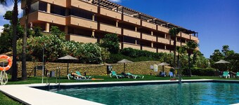 Penthouse apartment for 4 people on Costa de Sol with view of Gibraltar