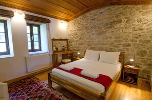 2 soverom, strykejern/-brett, wi-fi (inkludert) og sengetøy