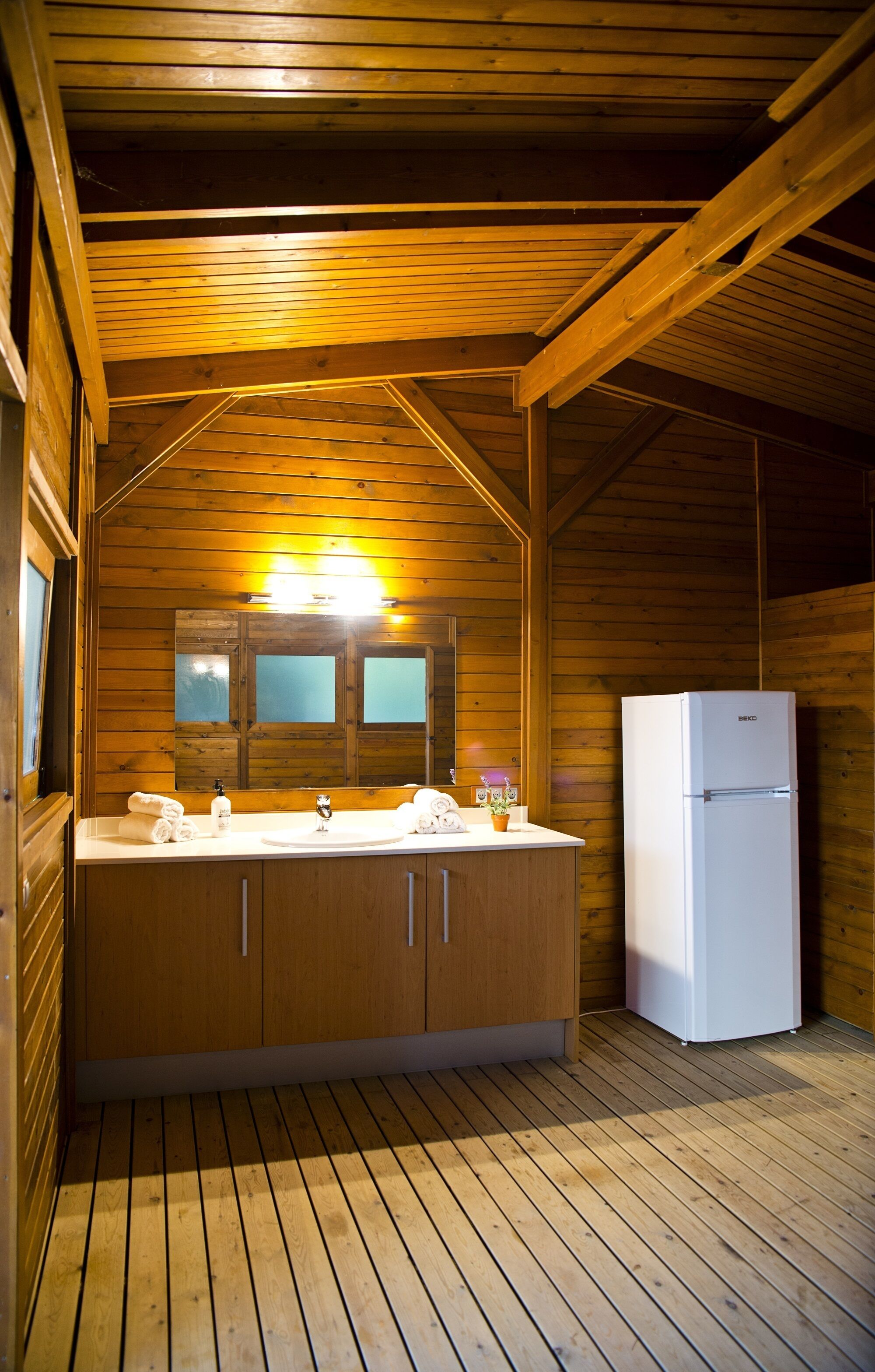 Tourist villa with a lot of personality and privacy. Pool, garden, barbecue