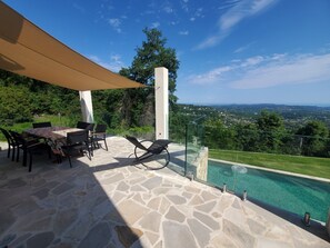 Outdoor dining - South facing Villa with Panoramic Sea View, POOL, AC, Quiet  (Grasse)