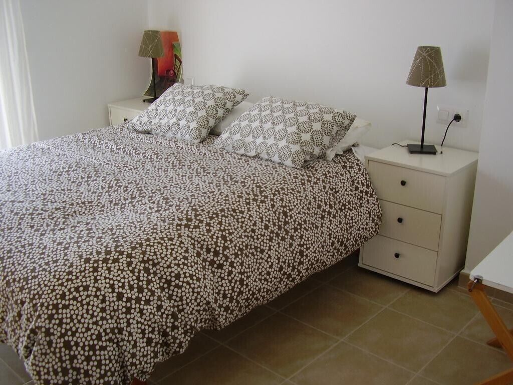 New house in Costa Brava: private garden, communal swimming pool