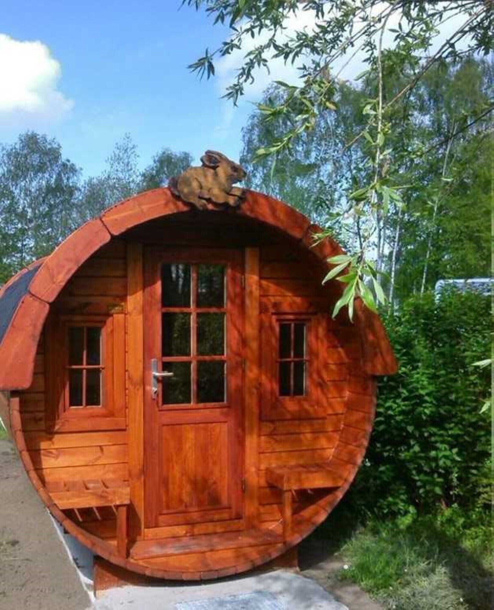 Stay overnight close to nature - the camping barrel