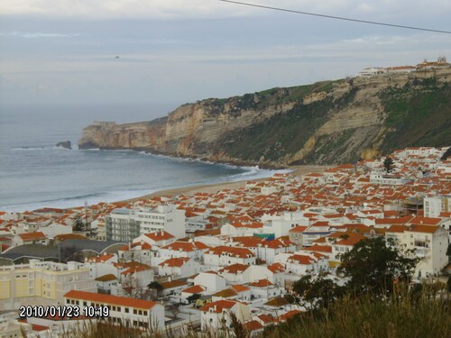 Apartment in villa in quiet and safe area, North Canyon area, near beaches.