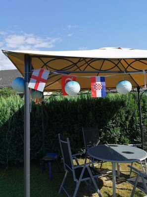 Outdoor dining - Cozy apartment on the legendary Loreley (Bornich)