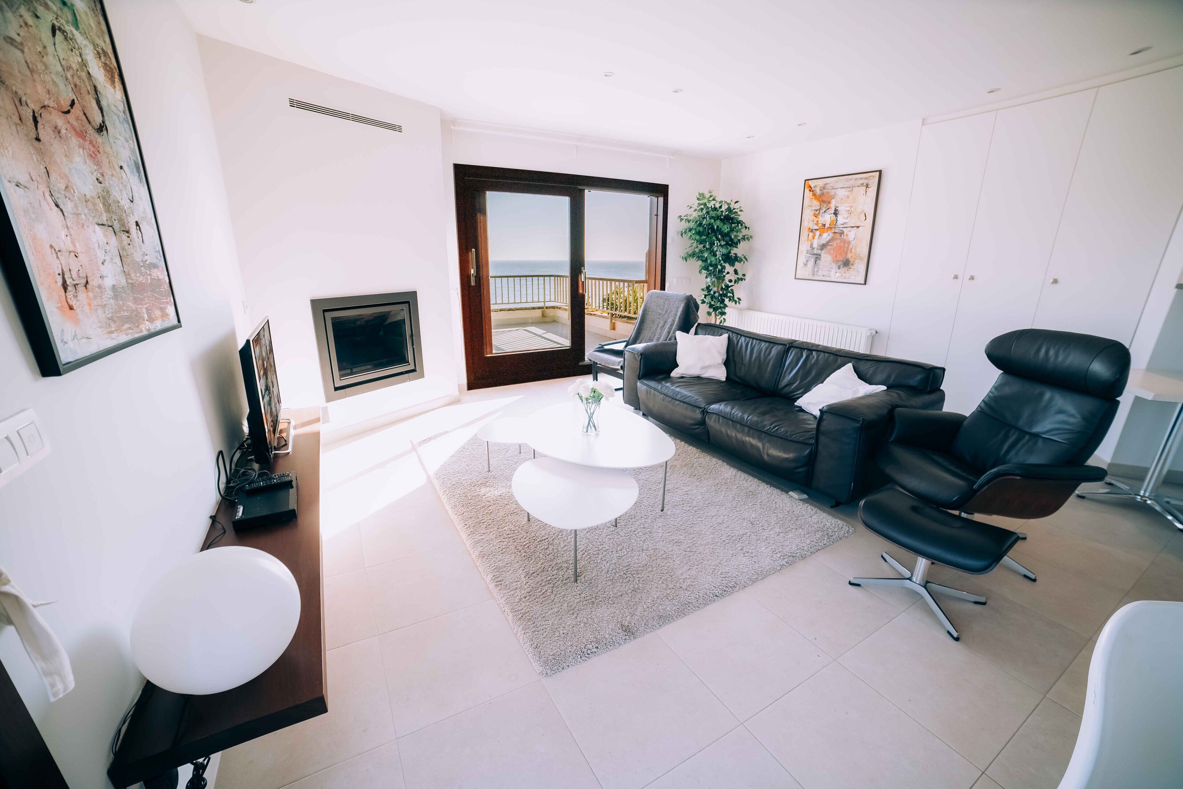 Luxury penthouse with sea and national park