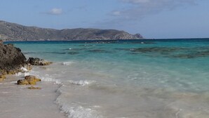 Unclassified image, 2 of 42, button - Spacious Villa in unspoilt nature directly by the sea - a paradise (Kissamos/Chania)