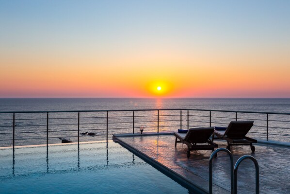 Een infinitypool