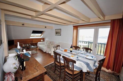 Splendid apartment overlooking the sea and the town of Biarritz