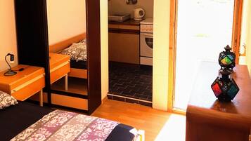 1 Schlafzimmer, Bügeleisen/Bügelbrett, kostenloses WLAN, Bettwäsche