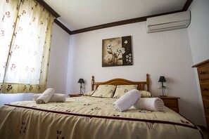 3 Schlafzimmer, Bügeleisen/Bügelbrett, WLAN, Bettwäsche