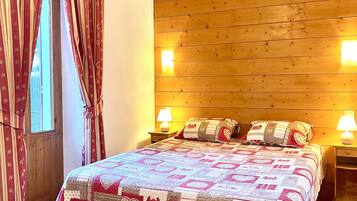 11 間睡房、熨斗/熨衫板、Wi-Fi