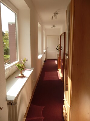 Interior - Free to the sun and large roof terrace (Malente)