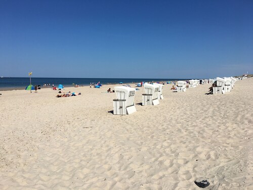 Deichkieker - großes freistehendes renoviertes Bauernhaus an der Nordsee