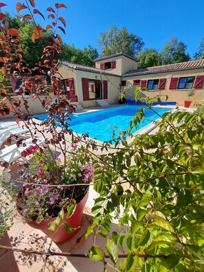 Piscine extérieure
