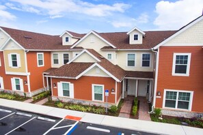 Condo, 4 Bedrooms | Front of property